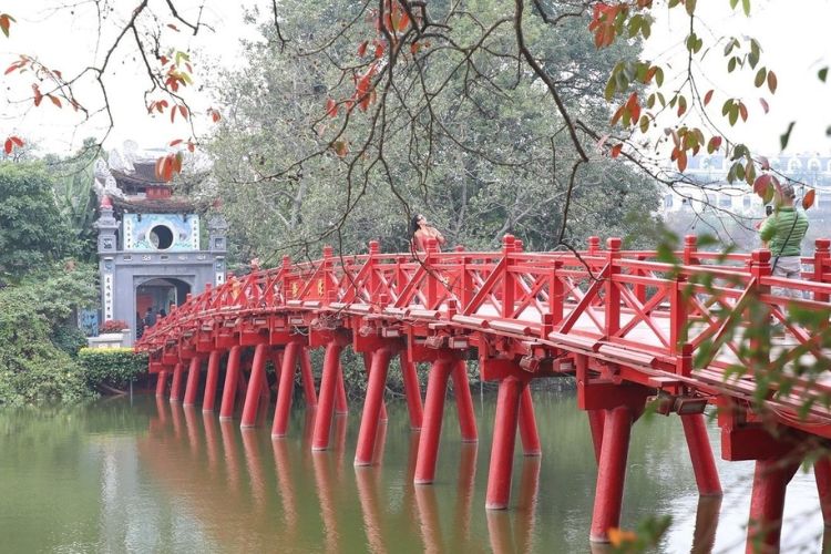 Đền Ngọc Sơn