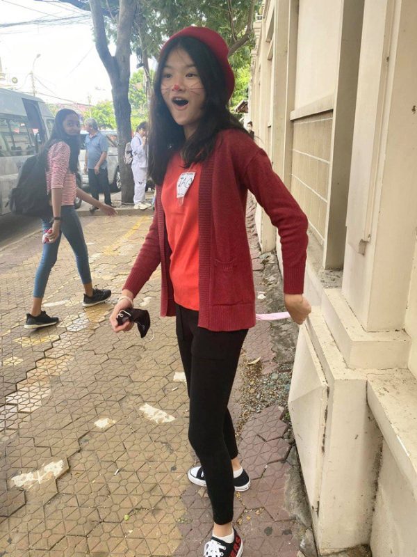 Con gái xinh như hoa hậu của Trương Ngọc Ánh qua ảnh chụp trộm, thấy gương mặt, vóc dáng thật