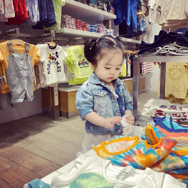 Con gái Trần Bảo Sơn và bạn gái giấu mặt: Càng lớn càng xinh, giống y hệt bố - 7