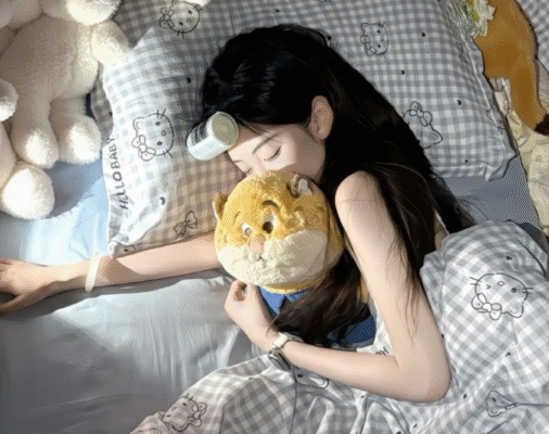 cách tạo dáng chụp ảnh trên giường