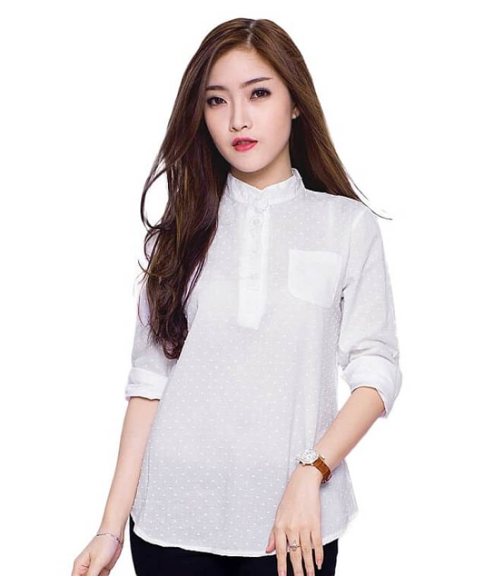 Mẫu áo sơ mi màu trắng thanh lịch dáng thụng