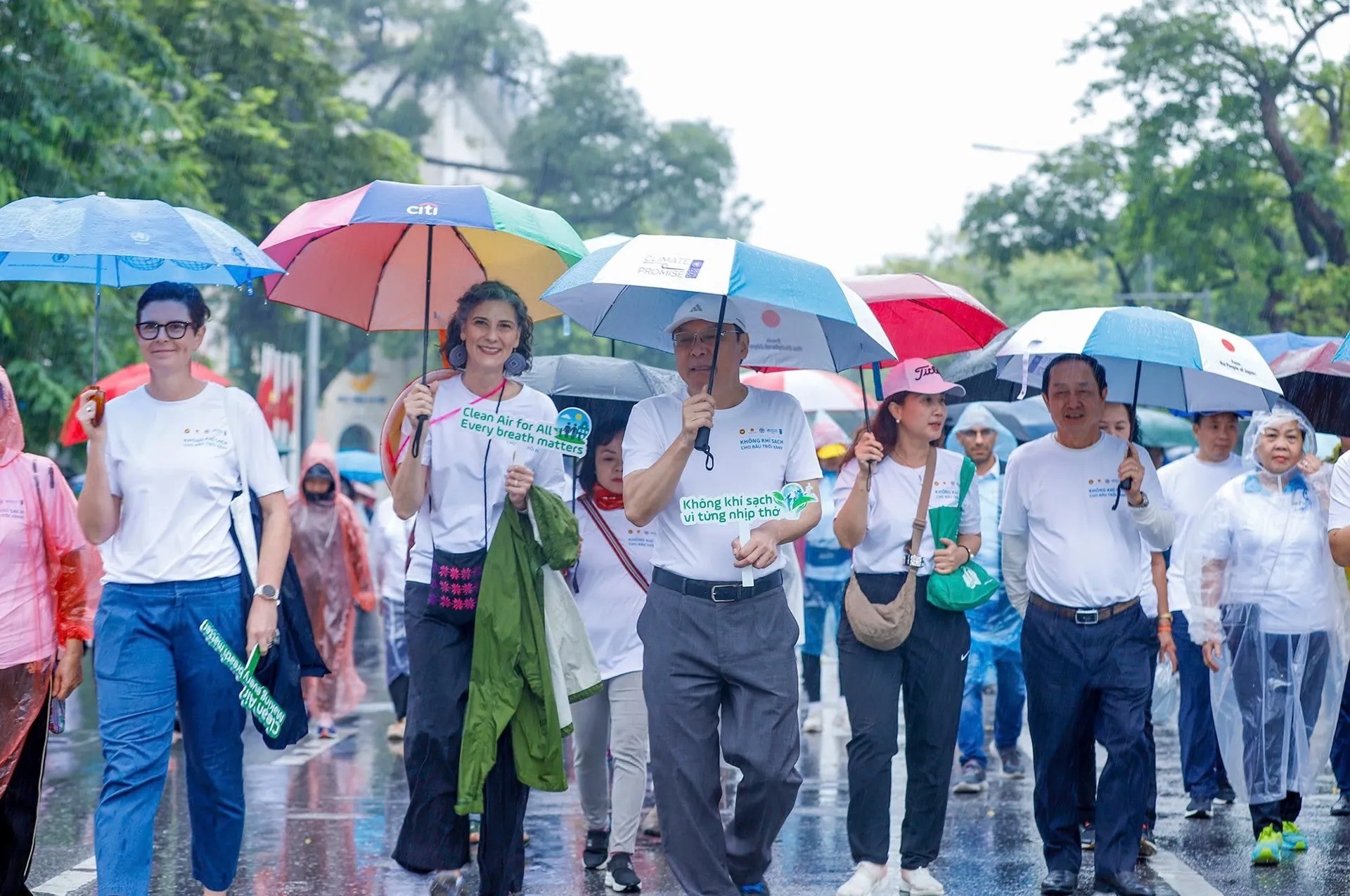 Chung tay vì bầu trời xanh Việt Nam