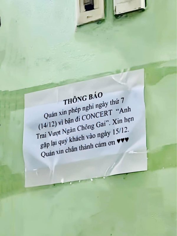 Quán nem chua rán nghỉ bán để đi concert Anh trai vượt ngàn chông gai
