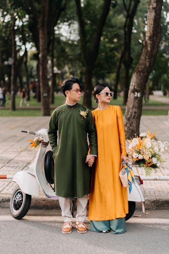 30+ kiểu tạo dáng chụp ảnh Tết cặp đôi đẹp lãng mạn