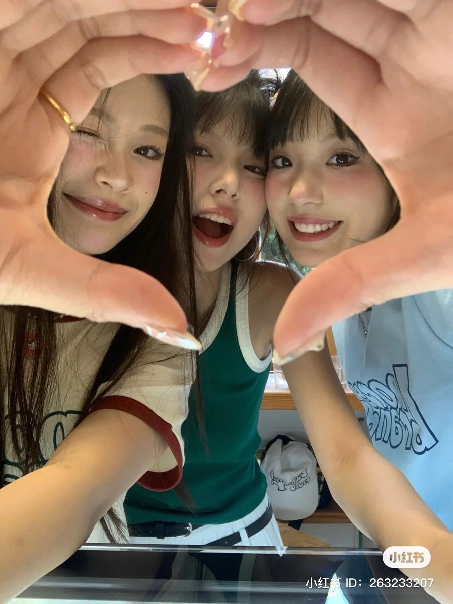 Vừa chụp vừa la hét