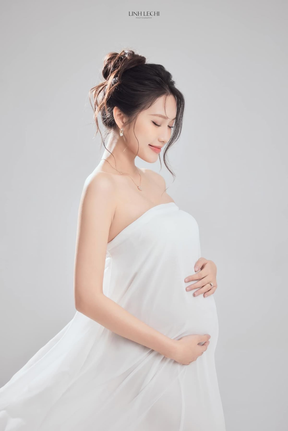 Lưu giữ khoảnh khắc bầu bí bằng bộ ảnh bầu giản dị