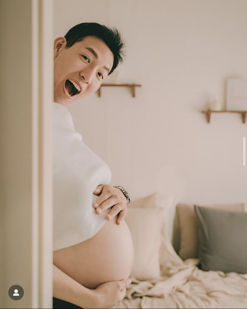 Ảnh bầu đơn giản vẫn thể hiện tình cảm gia đình