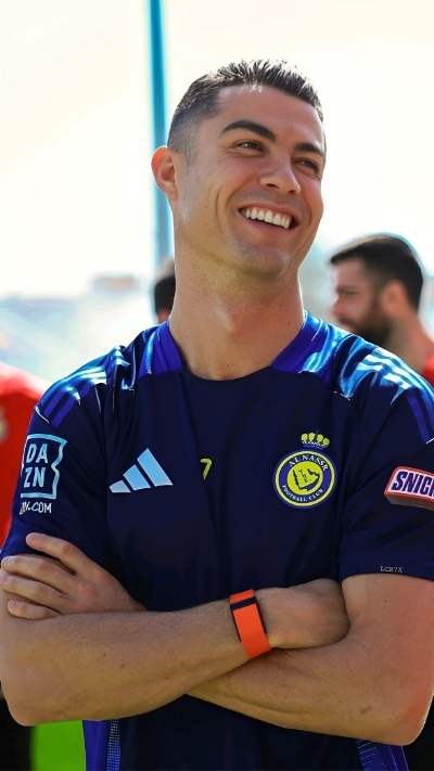 hình nền cười rạng rỡ của cristiano ronaldo