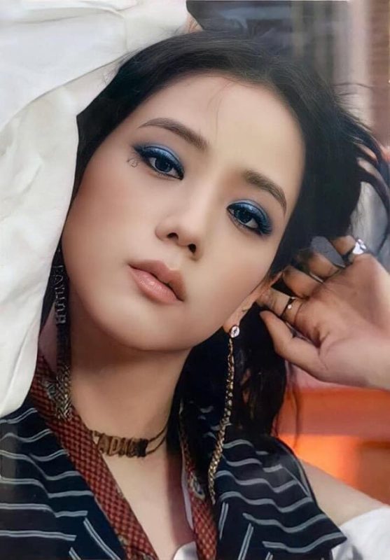 BLACKPINK tung bộ ảnh mới: Jisoo 'ngầu lòi', Lisa Jennie ra dáng bad girl, qua Rosé đừng sốc nha 'quý zị'