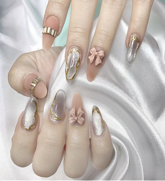 Nail đón tết xinh tươi tắn nhưng đơn giản