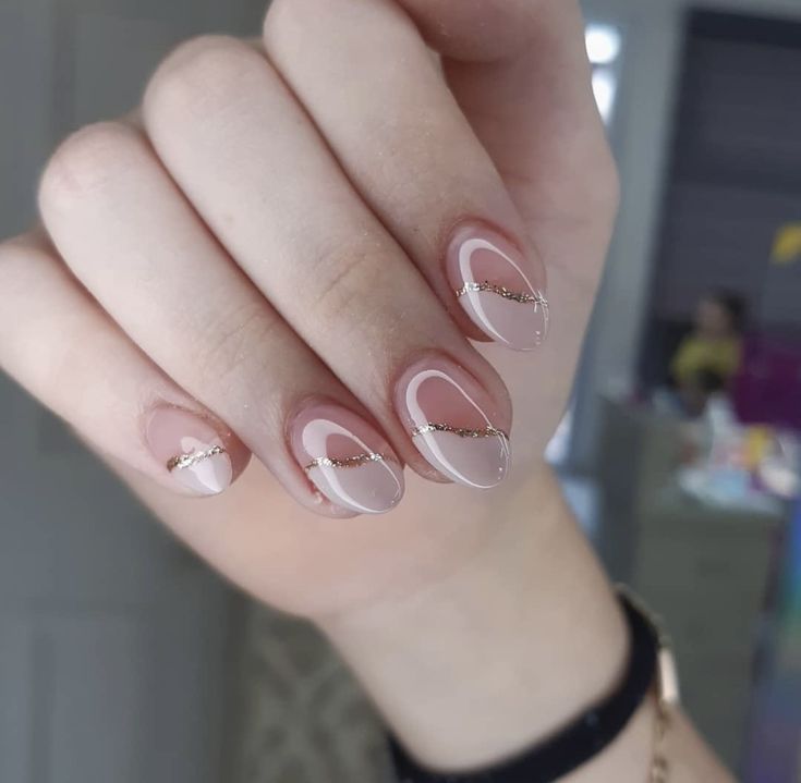 Kiểu nail đẹp dành cho ngày tết 2024