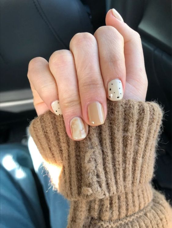 Nail gợn sóng xanh cũng vô cùng xinh