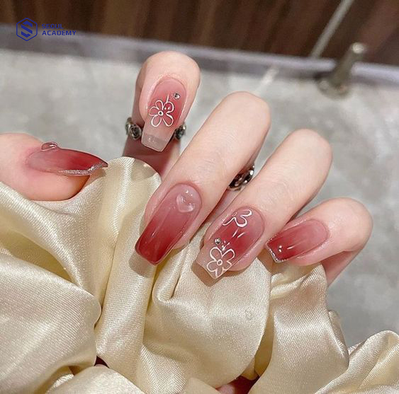 Mẫu nail hình rồng sang chảnh cho nàng