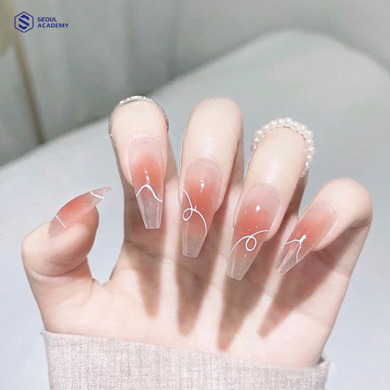 Một mẫu nail lung linh