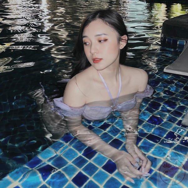 MC Phương Thảo bikini (4)