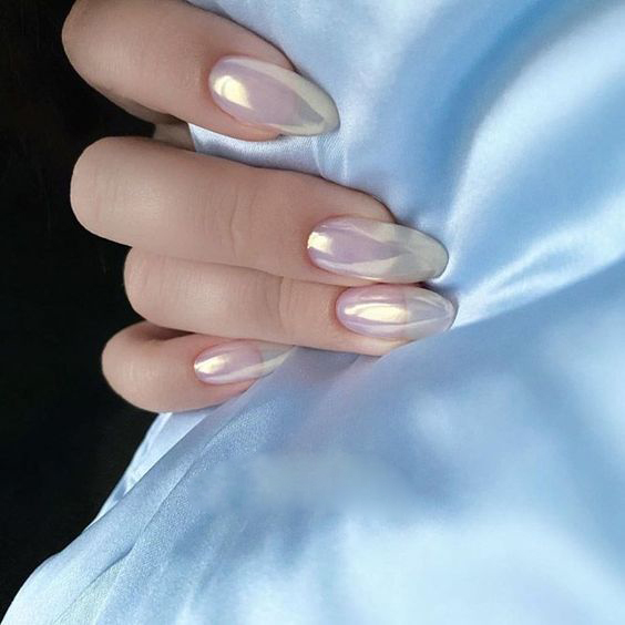 Mẫu nail gắn nơ là xu hướng làm đẹp của giới trẻ 