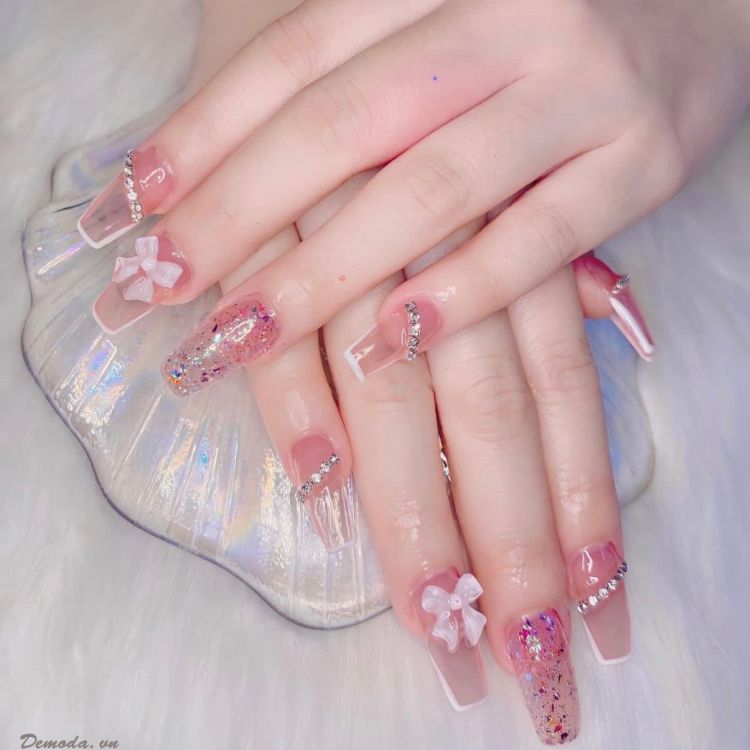 Mẫu móng tay cô dâu sang chảnh