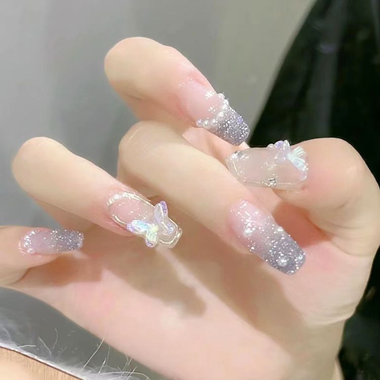 Mẫu móng tay cô dâu sang chảnh