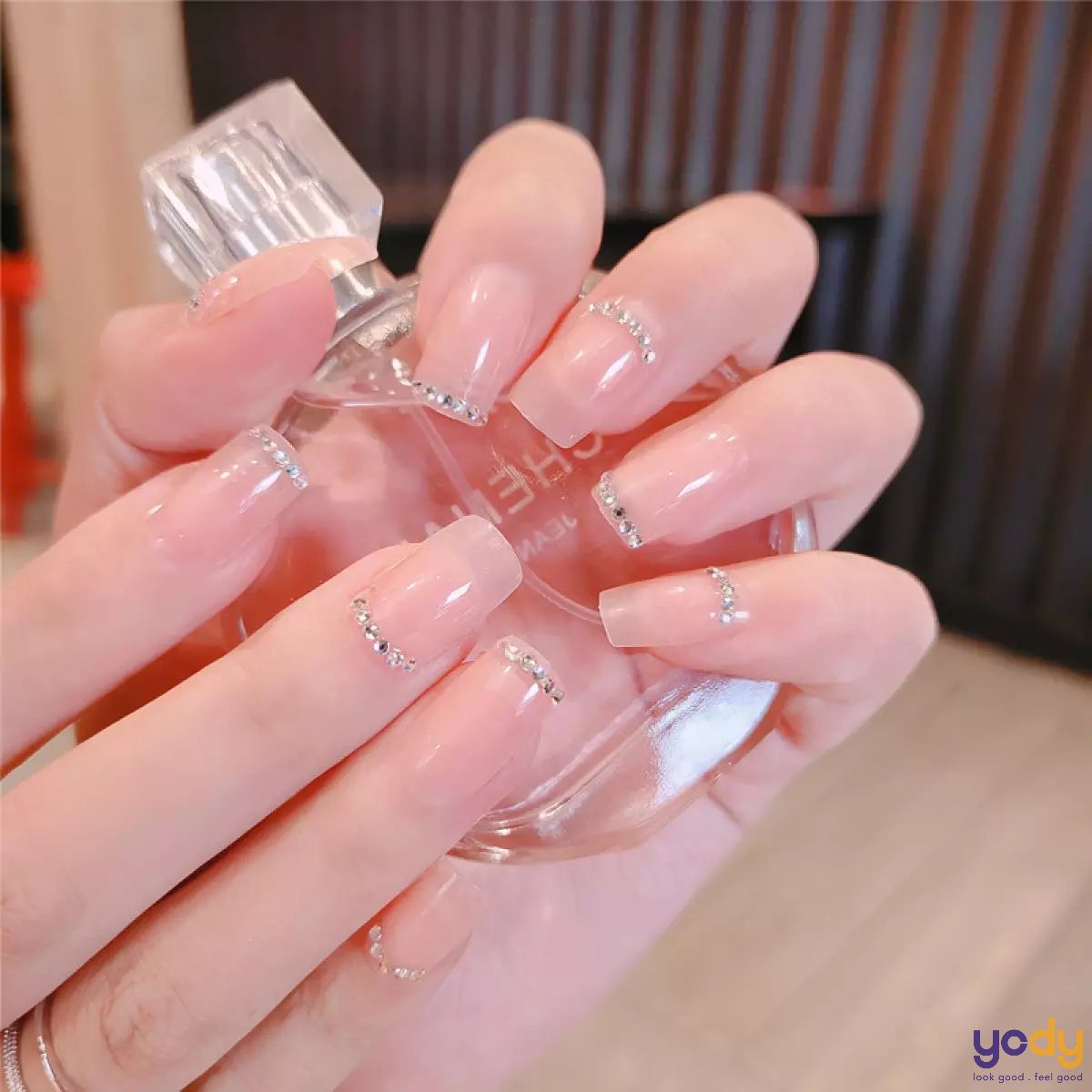 Bật mí mẫu nail đẹp cho cô dâu 2022 ấn tượng và cuốn hút