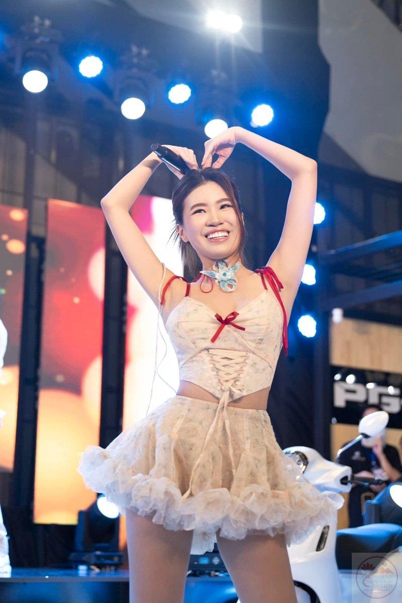 phao-sexy-8