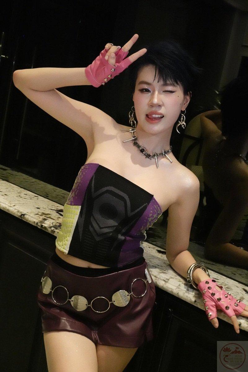 phao-sexy-13