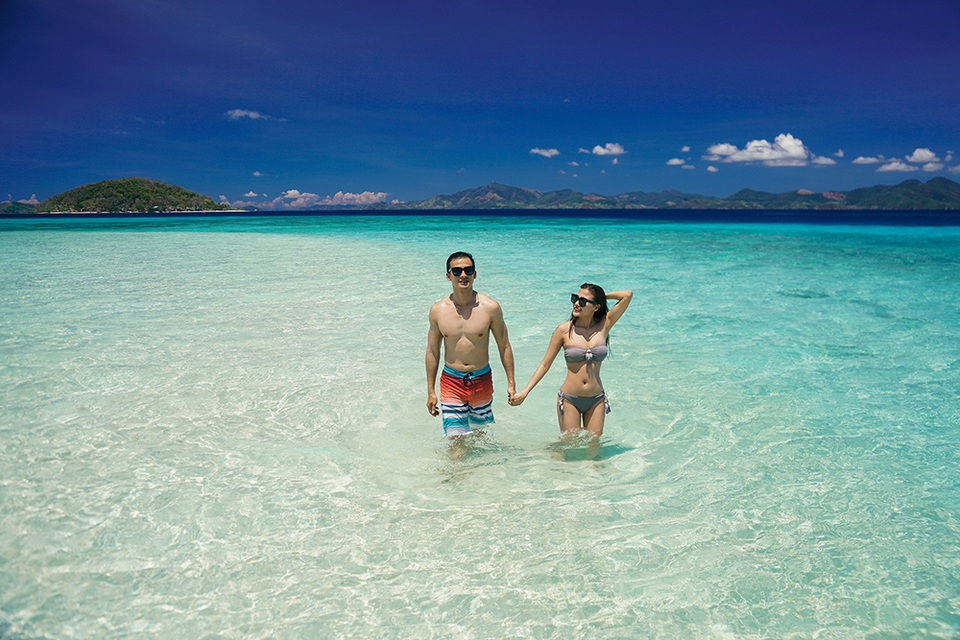 Thúy Diễm diện bikini nóng bỏng bên ông xã Lương Thế Thành - 8