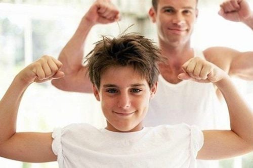 Các dấu hiệu dậy thì ở bé trai