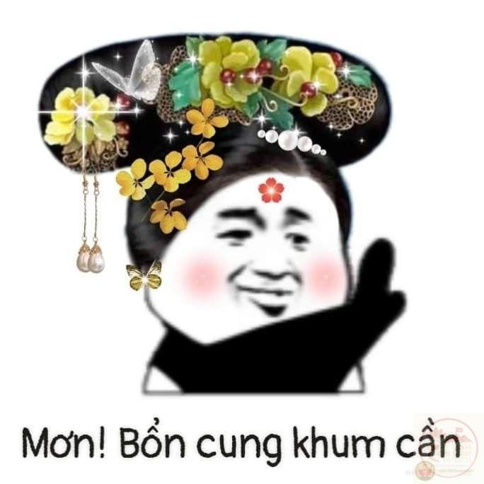 Ánh mắt lảng đi cũng đủ cho thấy thái độ từ chối thật khéo léo và dễ thương