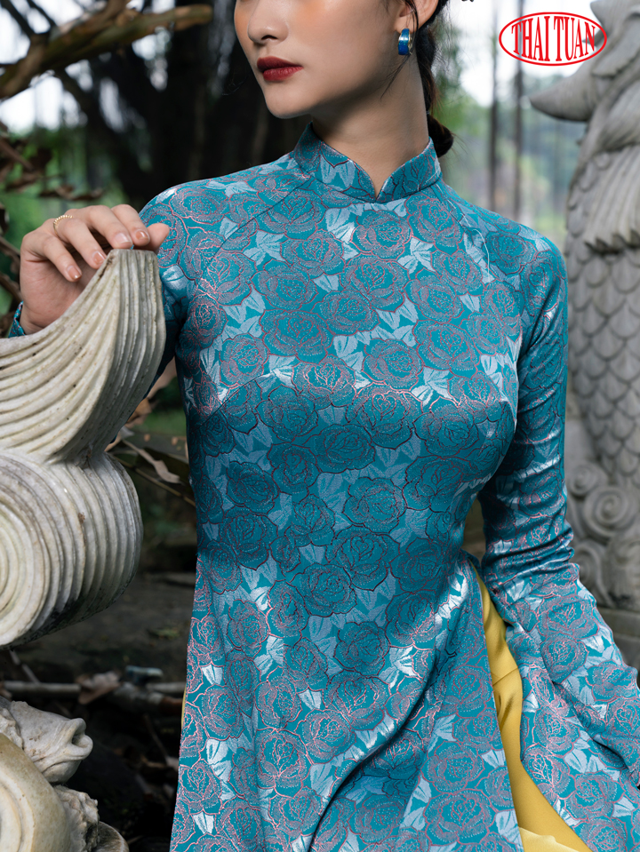 áo dài gấm trơn màu xanh