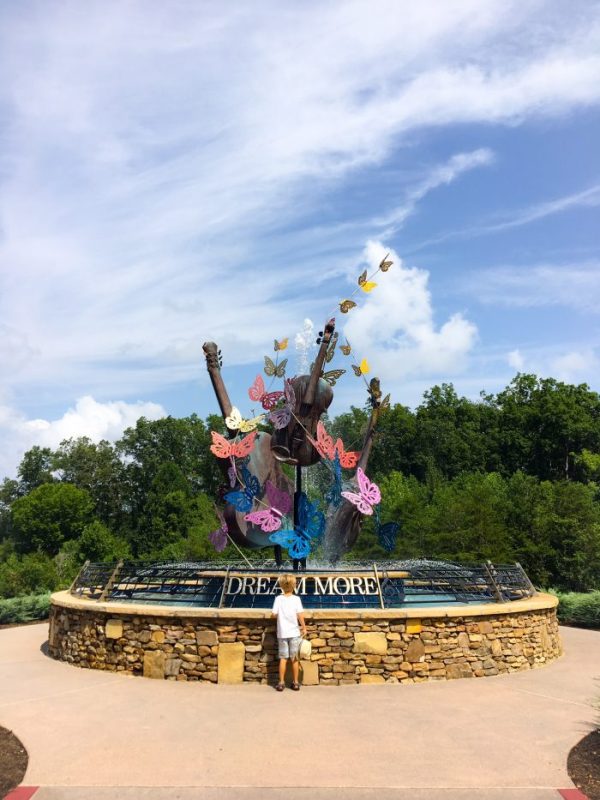 Travel in TN: Dollywood, Splash Country & Dollywood DreamMore Resort