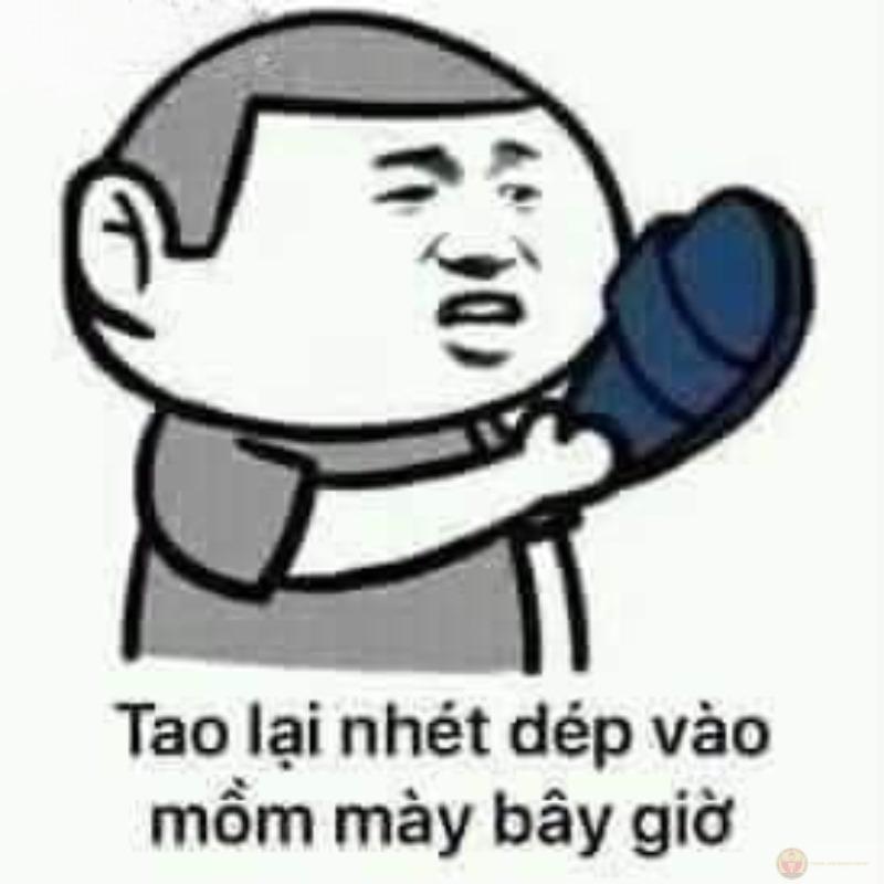 Nhìn thấy dép là biết phải sống đàng hoàng