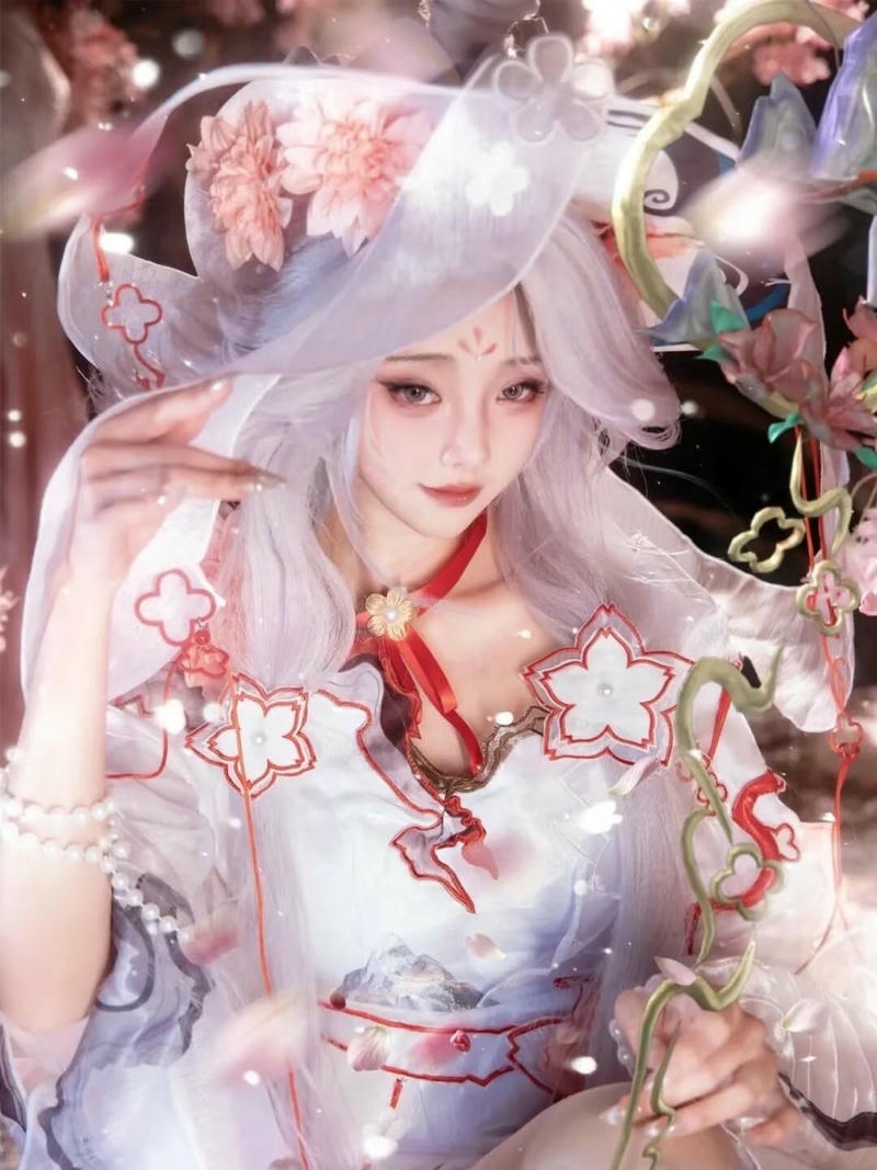 Cosplay liên quân nữ váy xanh ngọc bích múa lụa đẹp
