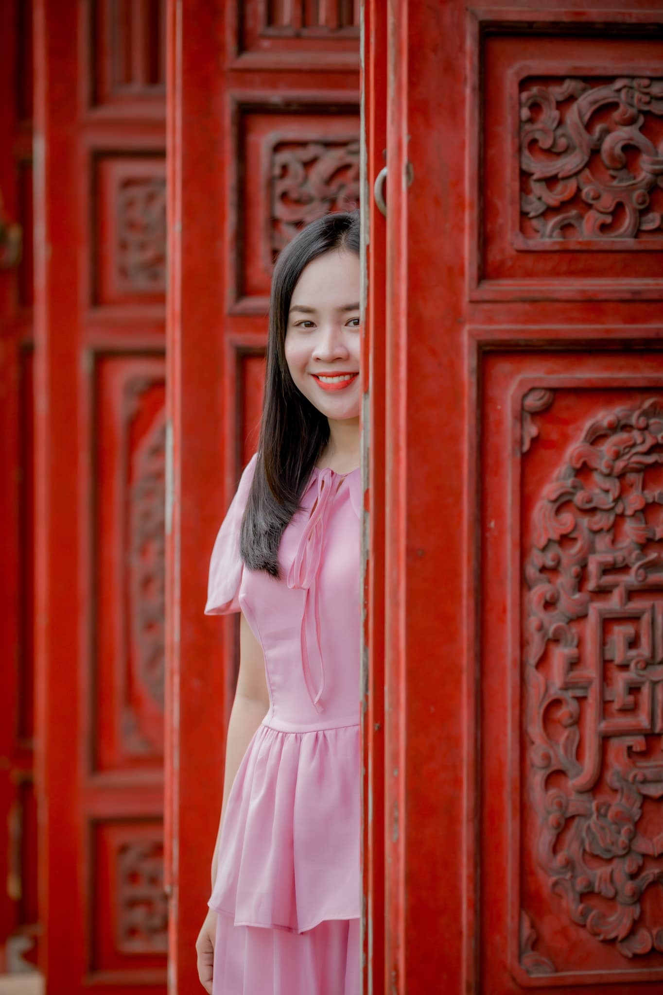 Nơi chỉ cần đưa máy lên, cô gái sẽ có ngay ảnh đẹp - 2