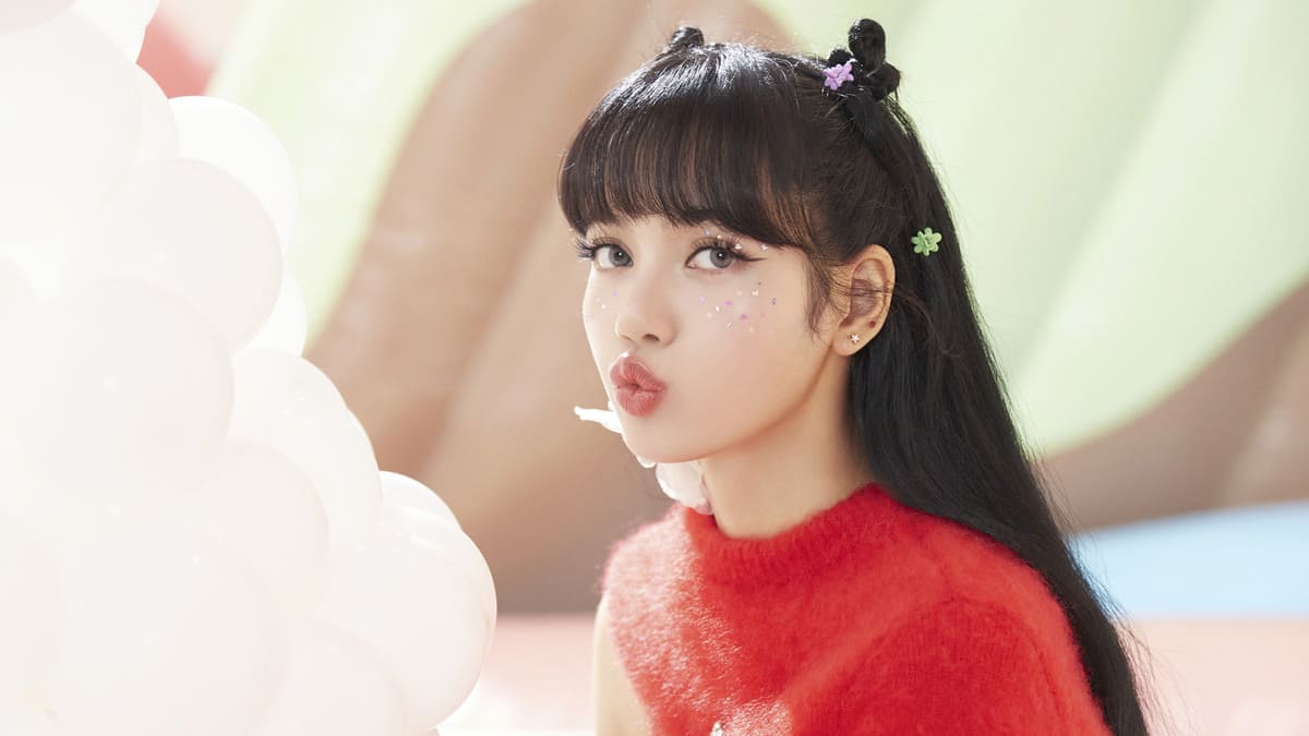 Lisa với ảnh lisa cute, rạng rỡ và xinh đẹp