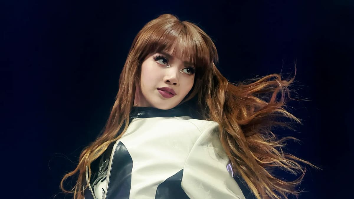 Lisa xinh đẹp trong ảnh lisa cute tuyệt vời