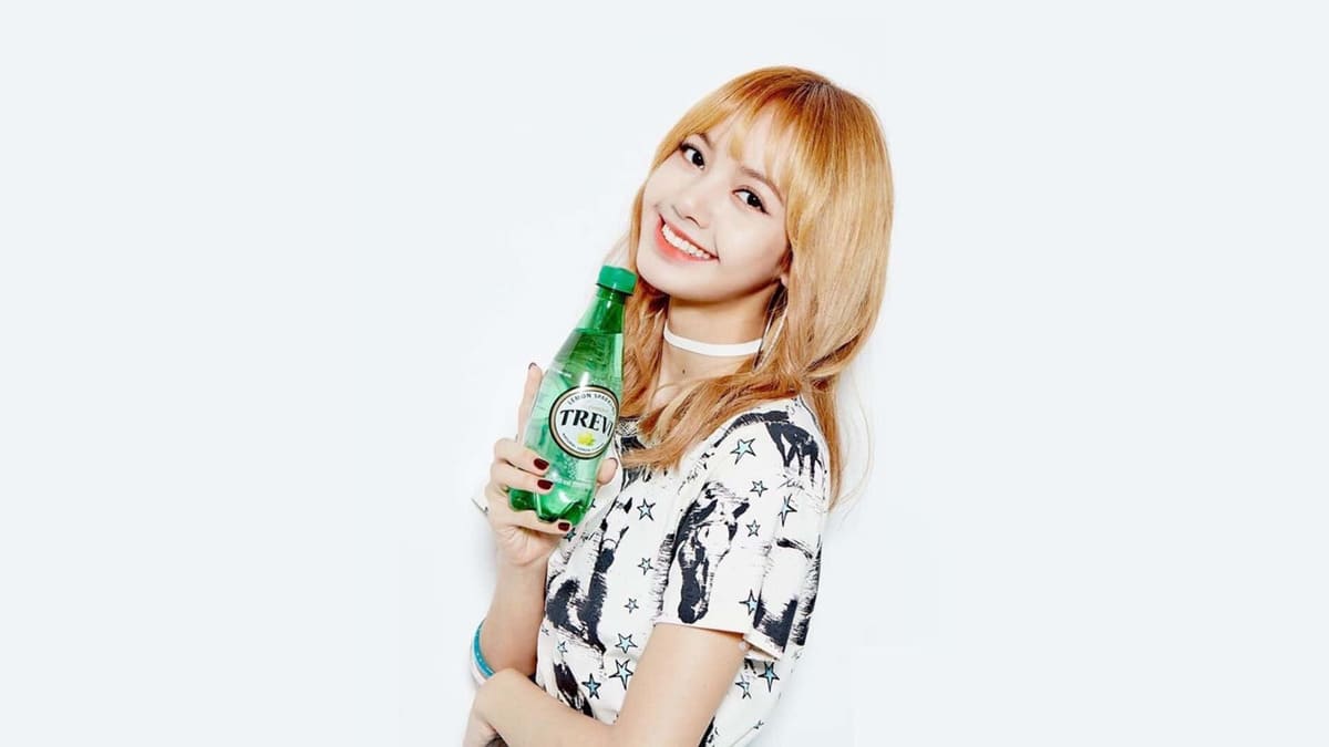 Lisa trong ảnh lisa cute xinh xắn