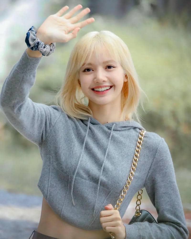 Ảnh Lisa cute, thành viên nhóm BlackPink