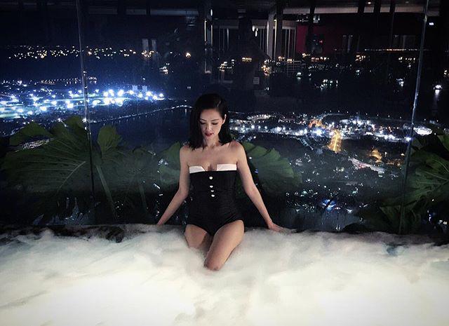 Hiếm khi diện bikini hậu sinh hai con, Tâm Tít giấu triệt mặt nhưng vẫn được khen ngợi hết lời - 5