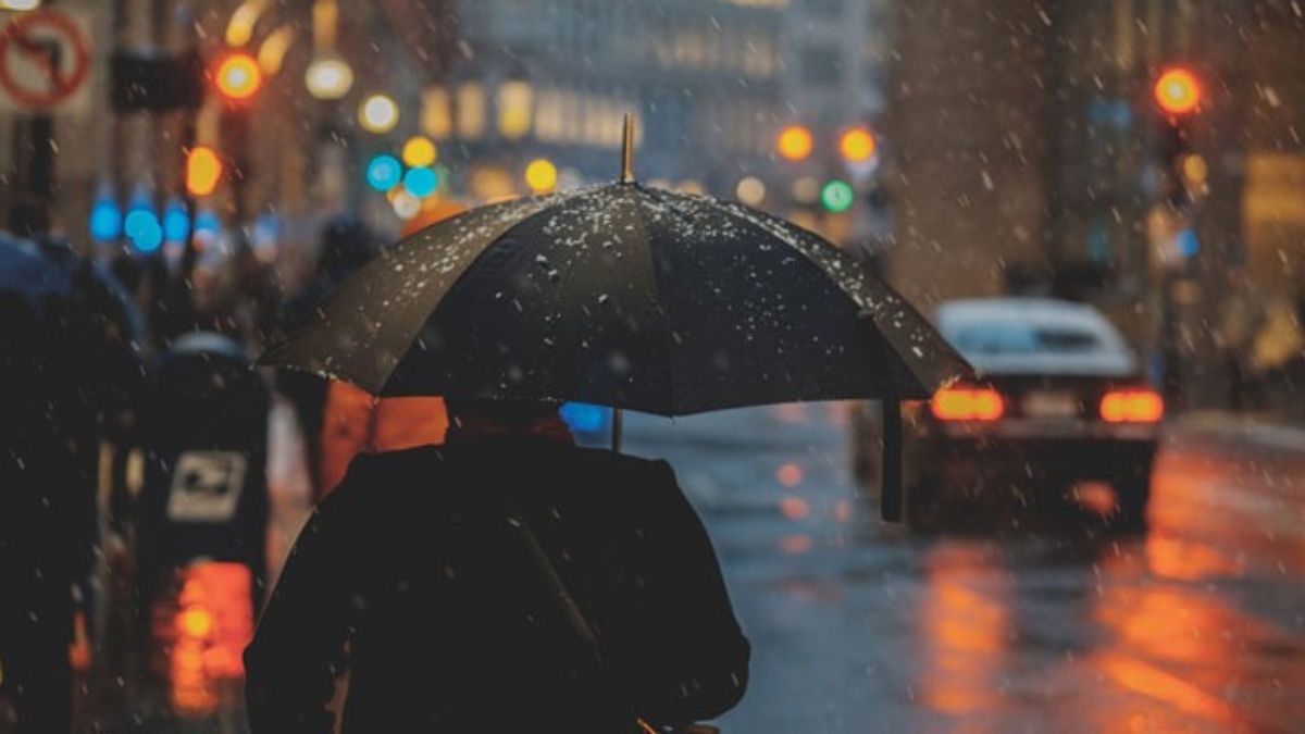 STT mưa buồn đêm cô đơn
