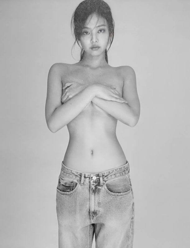 Ảnh bán khỏa thân gây bàn tán của Jennie