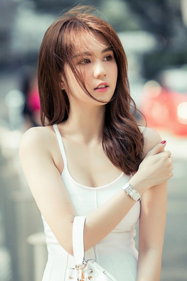 Ngọc Trinh chọn cách im lặng trước ồn ào
