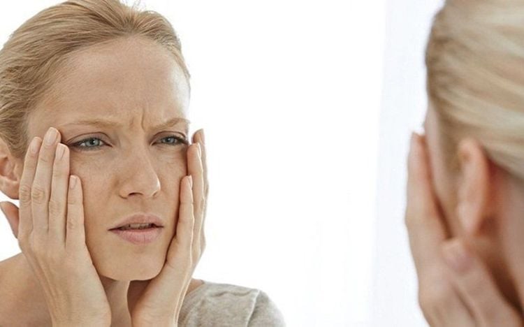 Uống rượu ảnh hưởng đến làn da của bạn như thế nào?