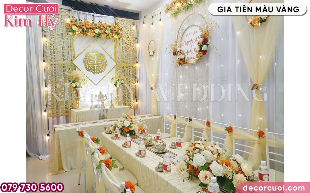 Gói trang trí gia tiên cao cấp có hoa lụa kết hợp hoa tươi