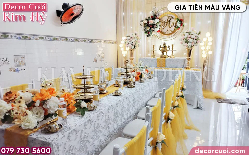 30+ mẫu trang trí gia tiên màu vàng sang trọng giá từ 3.5tr