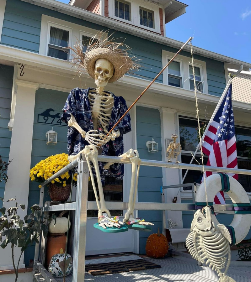 Skeleton câu cá vui