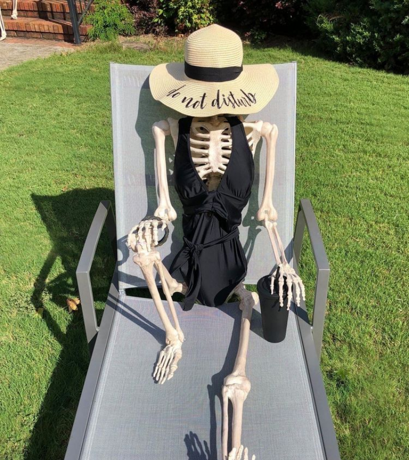 Skeleton đi biển