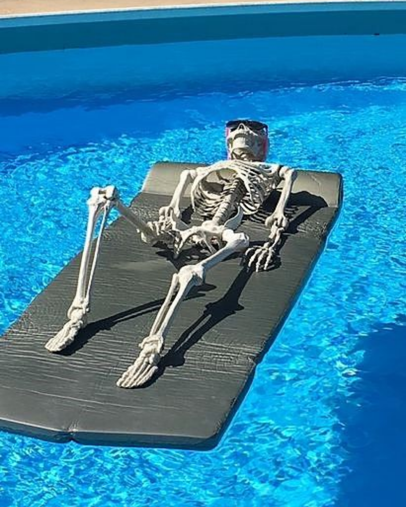 Skeleton nghỉ dưỡng