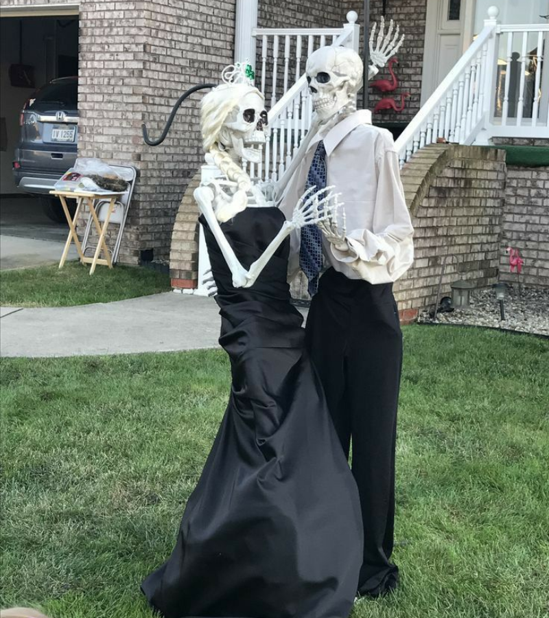 Skeleton khiêu vũ