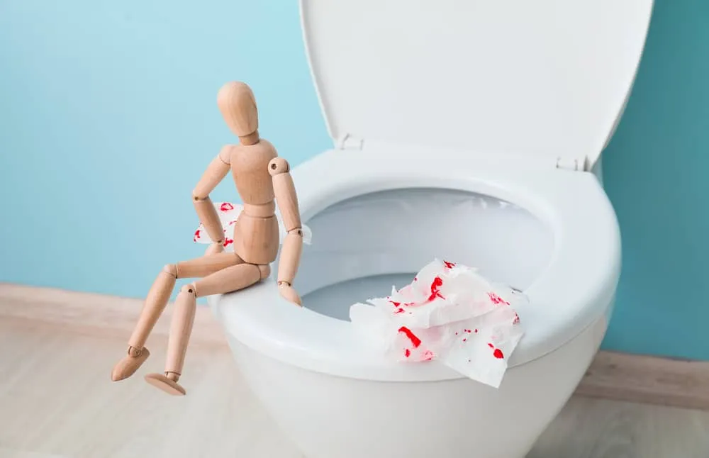 Đi cầu ra máu tươi