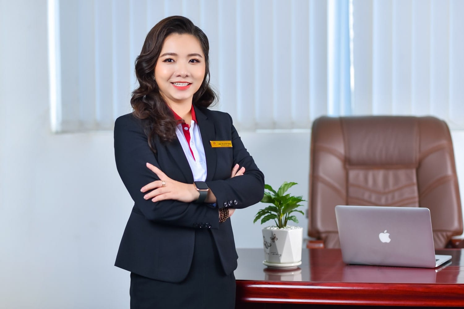 Anh cong ty 14 min